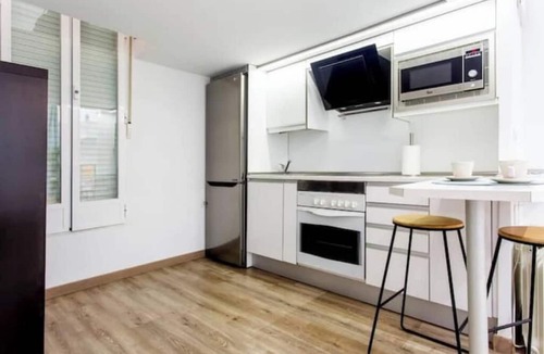 Embajadores Apartment | Industrial-style duplex apartment