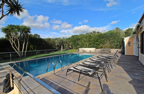 Punta Prima House | Intimate luxury villa 5 minutes' walk from the beach in a quiet location