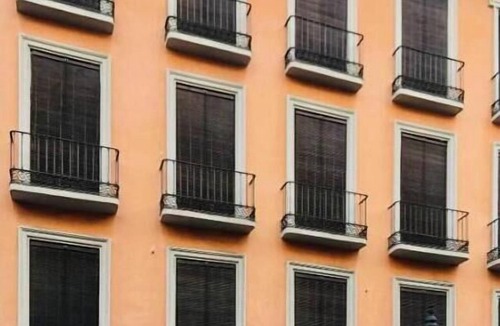 Central District Apartment | La Perla Reyes Catolicos Living: Standard Apartment