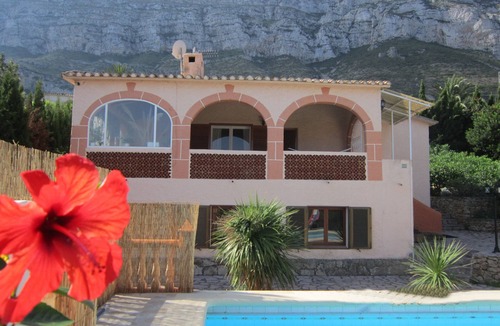 Denia House | Large holiday house with private pool, 6 people, free WiFi, sea view, quiet