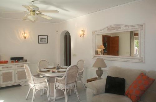 Moravit Villa | Las Bellotas
