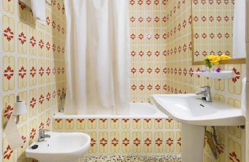 Ibiza Town Hotel | LeibTour code: VICEGRELI-STD/♫Close to Ushuaia/Hi - ☀Pool + Close to the beach
