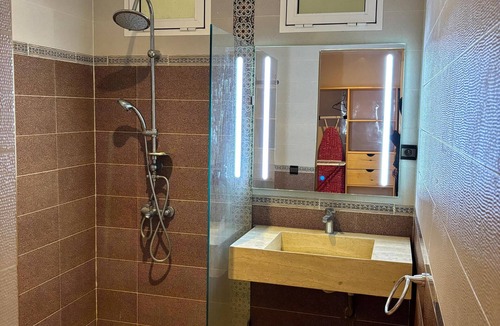 Ville Nouvelle Condo | Lovely 1-bedroom condo with AC in charming Fes 6km to Old Medina