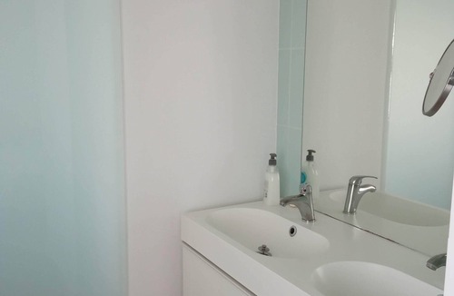 La Trinidad-San Juan y Todos los Santos Apartment | Luxury apartment with views of the minaret of the mosque