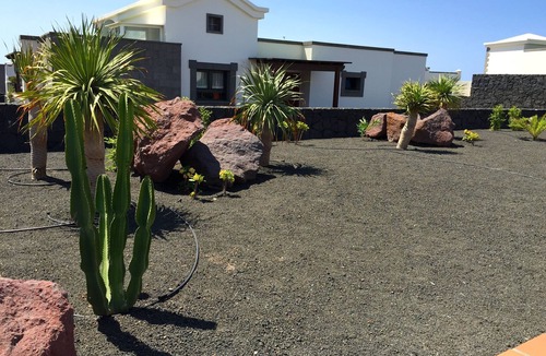 Montana Roja Villa | LUXURY VILLA IN PLAYA BLANCA, CLIMATIC POOL NEAR PLAYA FLAMINGO