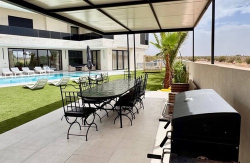 Agdal Villa | Luxury villa Zakarya heated pool fitness jacuzzi