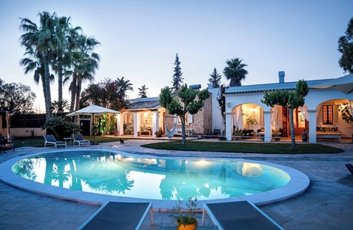 Sant Miquel de Balasant Villa | Magical Ibicencan house surrounded by nature and peace. Ideal for families and groups.