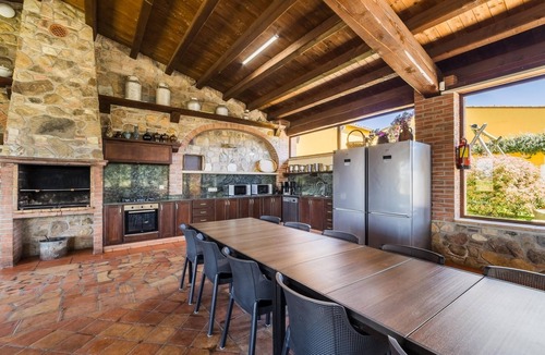 Sils Villa | Magnificent 15 bedroom villa Spain|XXL Pool, BBQ, Gamesroom|Beaches & Barcelona