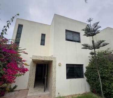 Skhirat Plage House | Maison 3 chambres à 300 de la plage