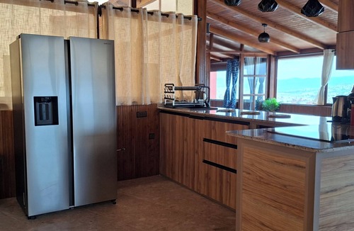 Tetouan Ski Chalet | Mega Terrace with Panoramic Tetouan Mountain Views, PS5 and Telescope