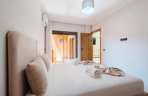Semlalia Apartment | Modern Studio with Pool