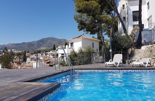 Torreblanca House | Modern villa, 5 minutes walking distance to beach and restaurants. Sea view