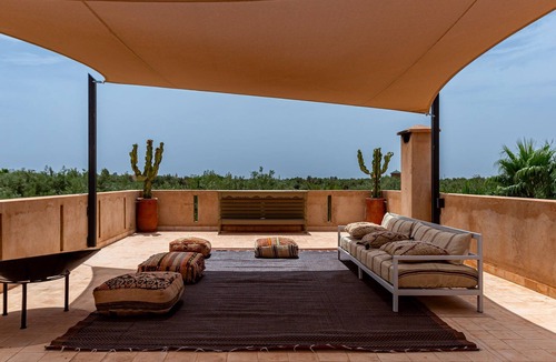 El Aggada Villa | Nyssa, swimming pool, pétanque, garden & staff