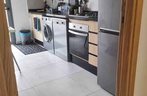 Bni Makada Apartment | Opposite the sports complex