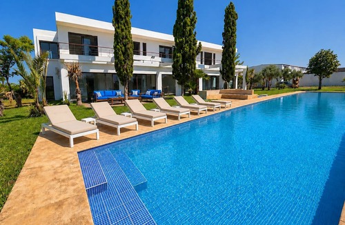 Soualem Trifiya House | Palm Oasis Estate Dar Bouazza – 2 Private Villas 16 Guests 25m Swimming Pool
