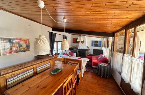 Alas House | Peyre