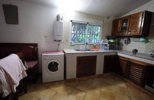 Miramar House | Quiet house with a garden and vegetable garden; beach 5 minutes away