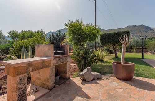 Pollensa Villa | Quiet villa with private pool near to Pollensa . WI-FI .Balinese bed.