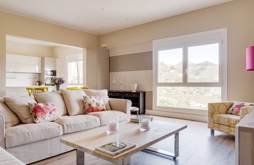 Tegueste House | Renovated rustic house with stunning views, 2 bedrooms, 2 bathrooms, Wi-Fi