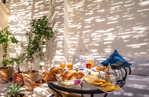 Qasbah En Nouar House | Riad Dar Sira