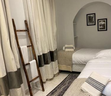 Kbour Chou House | Riad K-White