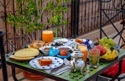 Zekkak Er Roumane House | Riad QAMAR - Timeless Nights