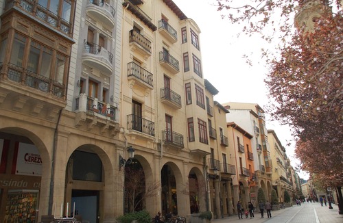 Logrono City Centre Apartment | RIGHT IN FRONT OF THE CATHEDRAL! HISTORICAL CENTER