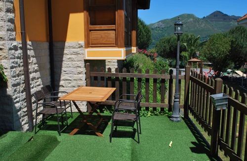 San Juan de Parres Apartment | Rural apartment Aptos Mirador Picos de Europa for 7 people