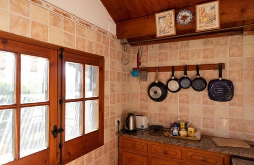O Rosal House | Rural Complex 'Shakti Rio Mino' with Lake Views, Private Pool and Wi-Fi