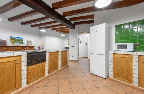 Torrelles de Foix House | Rural House 'Ca La Munda-Can Cruset' with Mountain Views, Private Pool & Wi-Fi
