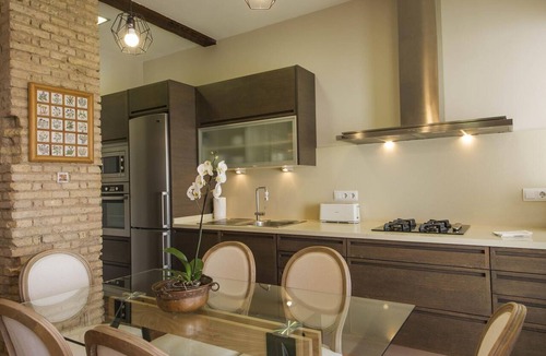 Ruzafa Apartment | Rustic Contemporary Apartment in Ruzafa, Heart of Valencia