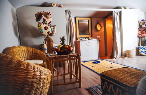 Taouz RV Rental | Sanmao desert luxury camp,Fantastic 20-bedroom campground in peaceful Merzouga