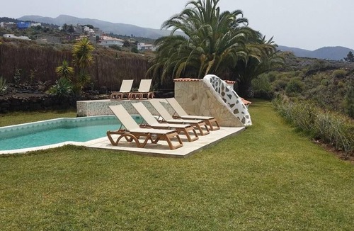 Chio Villa | Separate vacation home on finca 4 bedrooms 3 bathrooms/8 pers.(max 10)