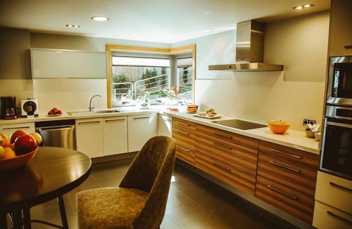 Montalvo House | Spacious, luxurious and comfortable Villa. Located on the beach of Montalvo.