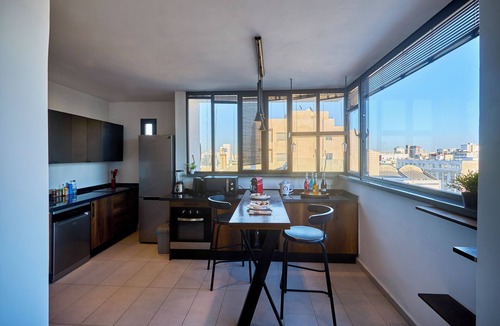 Casablanca City Center Apartment | Spot Bonheur downtown Wi-Fi Fiber + balcony