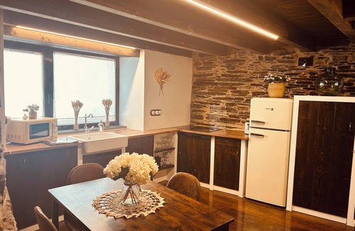 Samos House | Stone house with rural charm