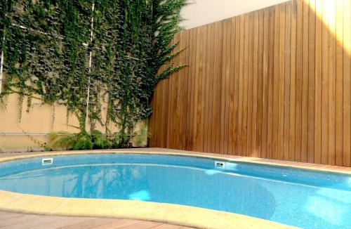 Hotel de Ville - Quinconces Bed & Breakfast | Studio luxe hyper centre piscine
