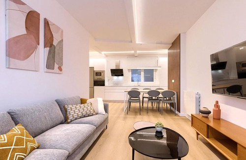 Basurtu Apartment | Style and Comfort next to the Hospital and Central Bus Station