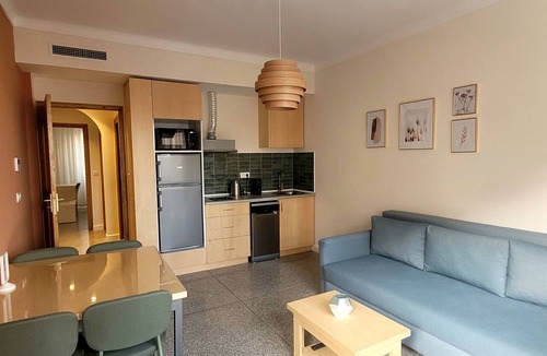 Quartier Hassan Apartment | Stylish 2-Bedroom Apartment with Balcony Near the Mohammed V Mausoleum
