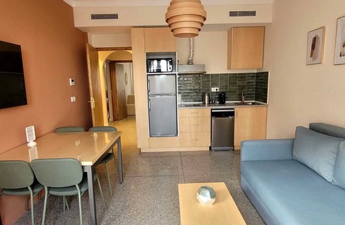 Quartier Hassan Apartment | Stylish 2-Bedroom Apartment with Balcony Near the Mohammed V Mausoleum