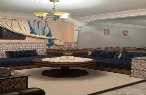 Miramar Apartment | Superbe appartement bien équipé, situé à environ 3 minute de la plage