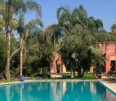 Ouahat Sidi Brahim Apartment | Terrasse privée, piscines & accès parc aquatique à Marrakech