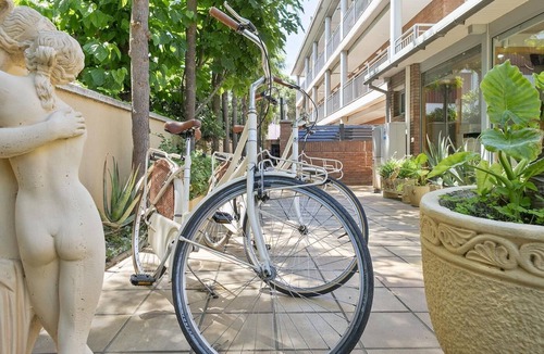 Castelldefels Apartment | Two-floor apartment for 4 persons.