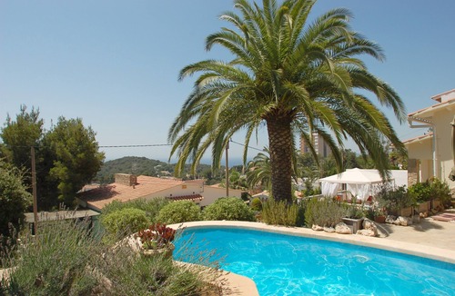 Canyelles House | Vacation home with pool+sea view+garden, close to the beach+quiet, WIFI+A/C+sauna