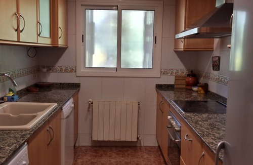 Cunit Villa | Villa Cunit mainstreet with private pool 500m beach and near Barcelona (train)