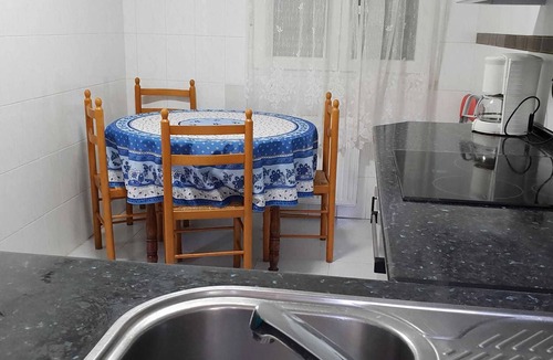 Murillo El Cuende Cottage | Villa in Rada with Garden and Barbecue
