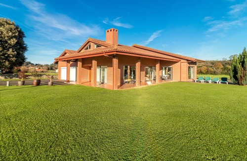 Escobedo de Camargo Villa | Villa Monasterio just 15 minutes from Santander