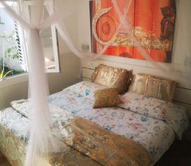 Playa del Ingles Bed & Breakfast | Yumbo room