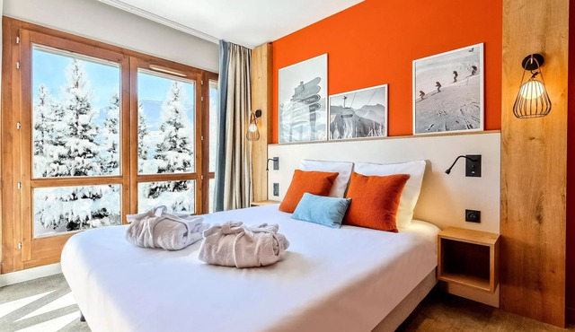 2 Premium Rooms 2 Adults Balcony View in Araches La Frasse