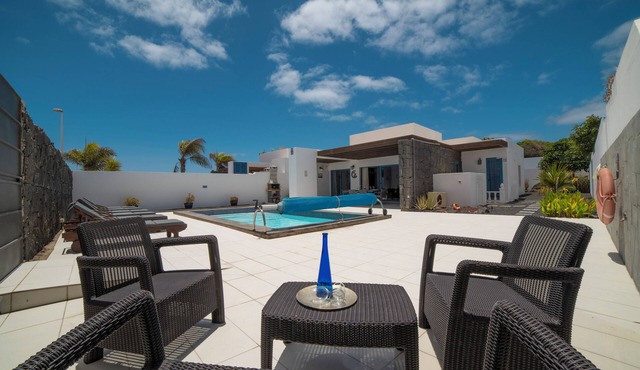3 Bedroom, 3 Bathroom Villa, with Private Pool, WIFI, Playa Blanca, Lanzarote in Playa Blanca